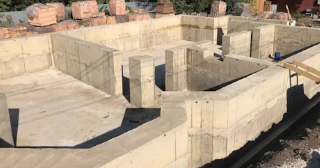 Фундамент с цокольным этажом под ключ заказать в Североуральске - фундамент цокольный этаж под ключ цена от 7398 руб за м2